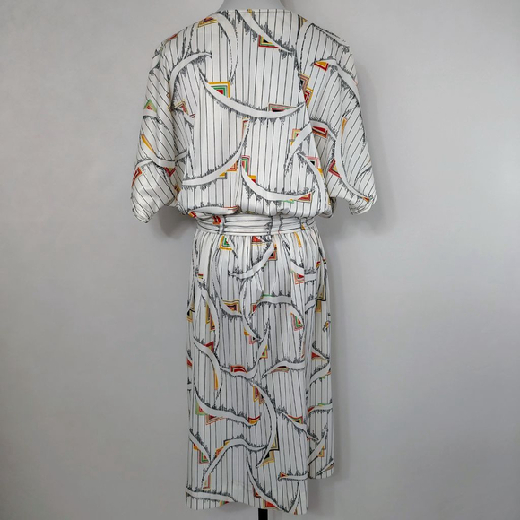 Vintage 80s Homemade Women's White Geometric Colorful Midi Dress with Belt - Picture 5 of 8